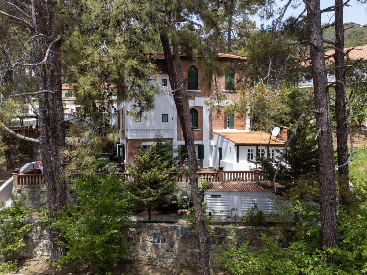 Semiramis Lodge Platres Eksteriør billede