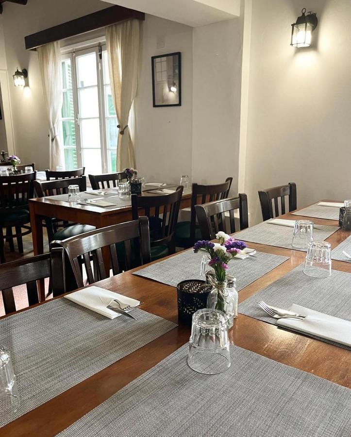 Semiramis Lodge Platres Eksteriør billede